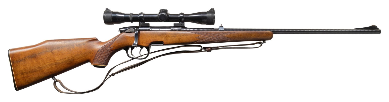STEYR MANNLICHER MODEL SL BOLT ACTION RIFLE.: Cal. 223 Rem. S# 8916. 23 1/2" hammer forged bbl. Ramp mounted German silver bead front with fixed U notch rear sight. Weaver Micro-Trac K4 gloss finished scope with duplex reticle. Conetrol 2 pc moun