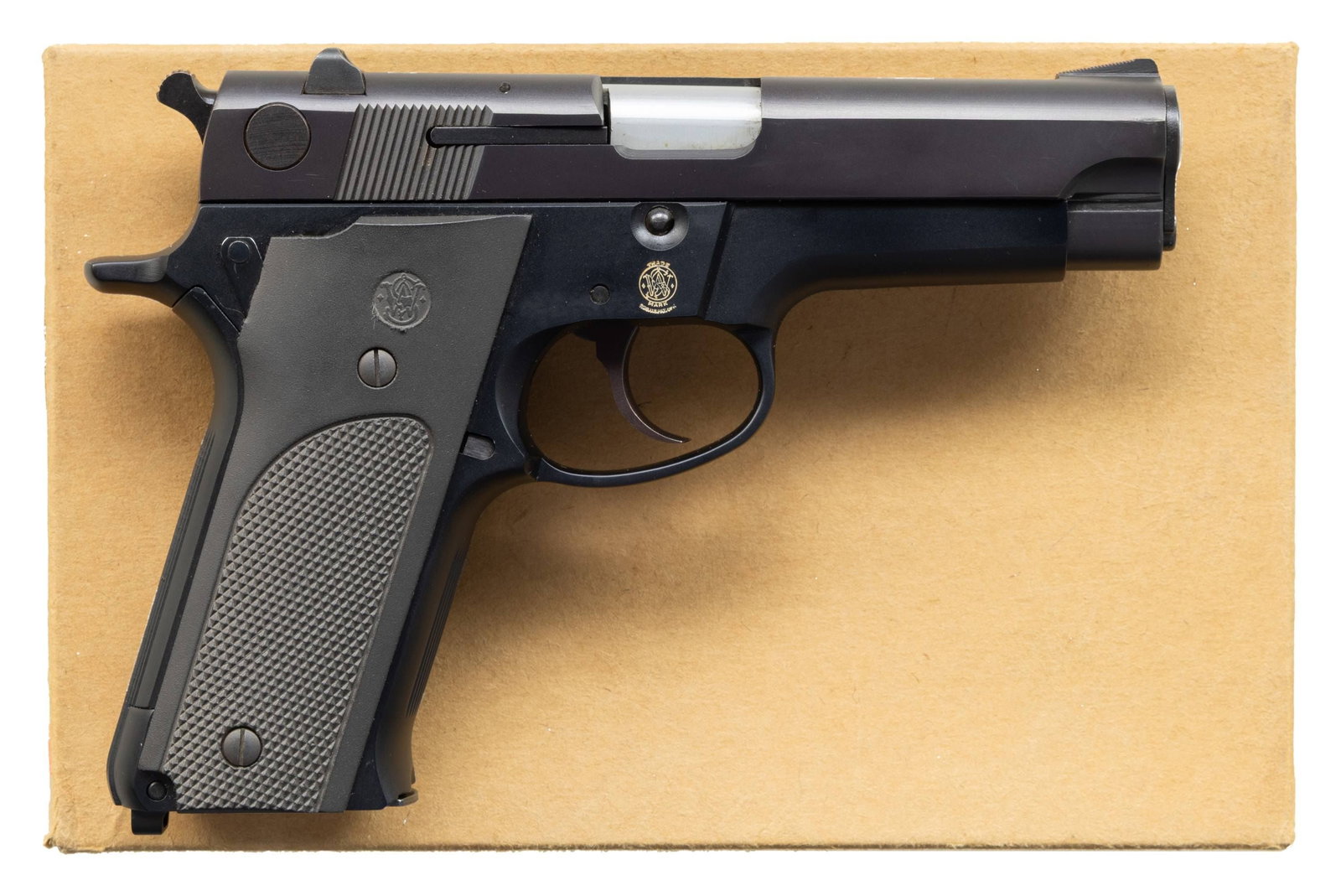 SMITH & WESSON MODEL 459 SEMI AUTO PISTOL. (1 of 2)