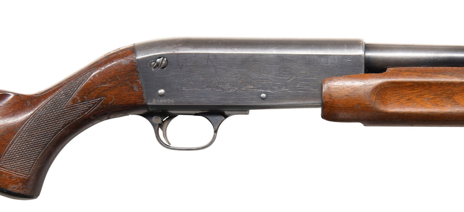 ITHACA M37 FEATHERLIGHT SLIDE ACTION SHOTGUN.: Cal. 20ga. 2 3/4". S# 858525. Bbl. 26" with fiberoptic front sight. Checkered pistol grip walnut stock with red Ithaca vent pad. CONDITION: overall fair. 60% thinning finish with handling marks and sc