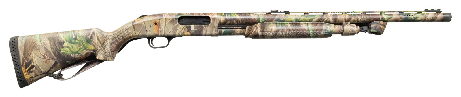 MOSSBERG 835 ULTI-MAG REALTREE PUMP SHOTGUN.: Cal. 12 Ga., 2 3/4" & 3". S# UM785524. VR 25" bbl. including extended Ulti-Full Turkey choke. Fiber optic sights. Realtree hardwoods camo pattern throughout. Synthetic stock set w/ nylon sling. CONDIT