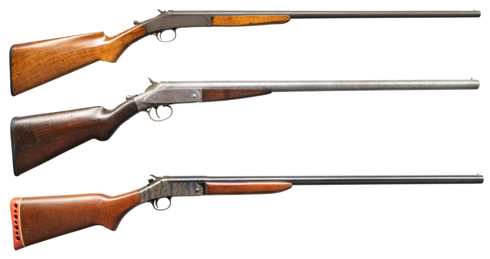 3 AMERICAN TOP BREAK HAMMER SHOTGUNS.: 1) HARRINGTON & RICHARDSON SINGLE SHOT SHOTGUN. Cal. 28 Ga. S# A4299. Appears to be model 1908 or 1915. Bbl. 28" w/ steel bead & Full choke. Walnut stock set. CONDITION: metal has gray refinished appe
