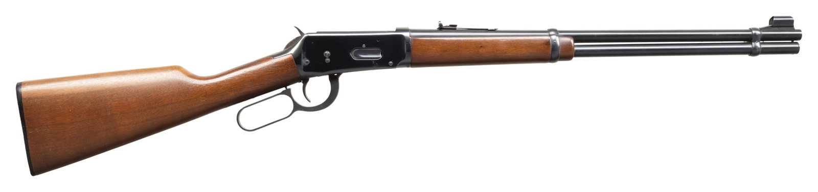 WINCHESTER M94 LEVER ACTION RIFLE.: Cal 30-30 Win. S# 3632514. Mfg. 1972. Bbl. 20" carbine configuration with hooded bead front sight. Adjustable sporting rear sight. Smooth straight grip walnut stock set with checkered Winchester
