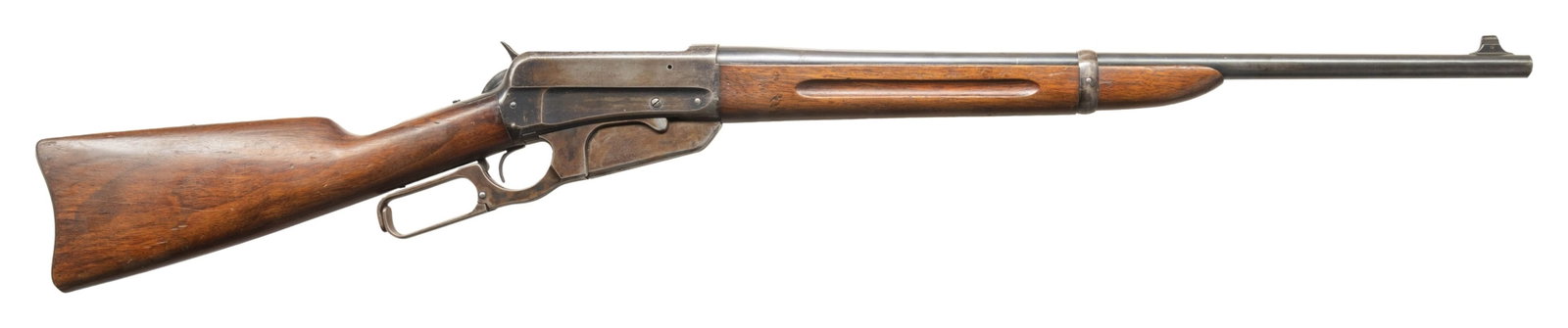 WINCHESTER MODEL 1895 LEVER ACTION SADDLE RING: CARBINE. Cal. 30-06. S# 402450. Bbl. 22". Model 1895 lever action saddle ring carbine mfg. by Winchester in 1921. The left side of the bbl. is marked "-NICKEL STEEL BARREL-/ ESPECIALLY FOR SMOKELESS P