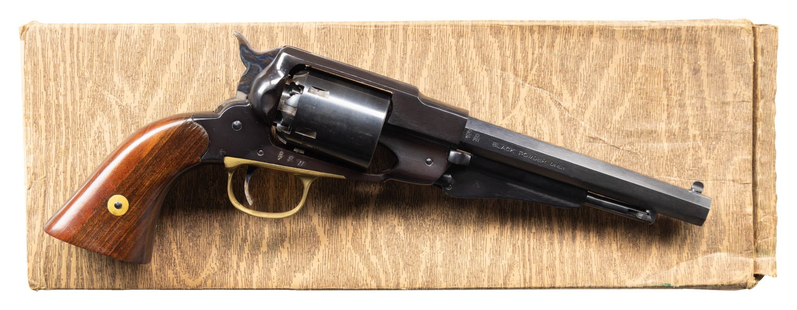 ITALIAN DGG / EUROARMS NEW ARMY MODEL SINGLE: ACTION PERCUSSION REVOLVER WITH FACTORY BOX. Cal. 36. S# 12189. Bbl. 6 1/2". New Model Army single action percussion revolver mfg. in Italy by DGG / Euroarms in 1971. Top flat of the octagonal bbl. is
