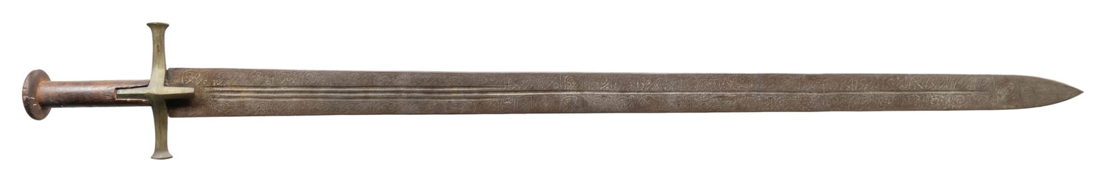 MIDDLE EASTERN STYLE TOURIST SWORD. (1 of 2)