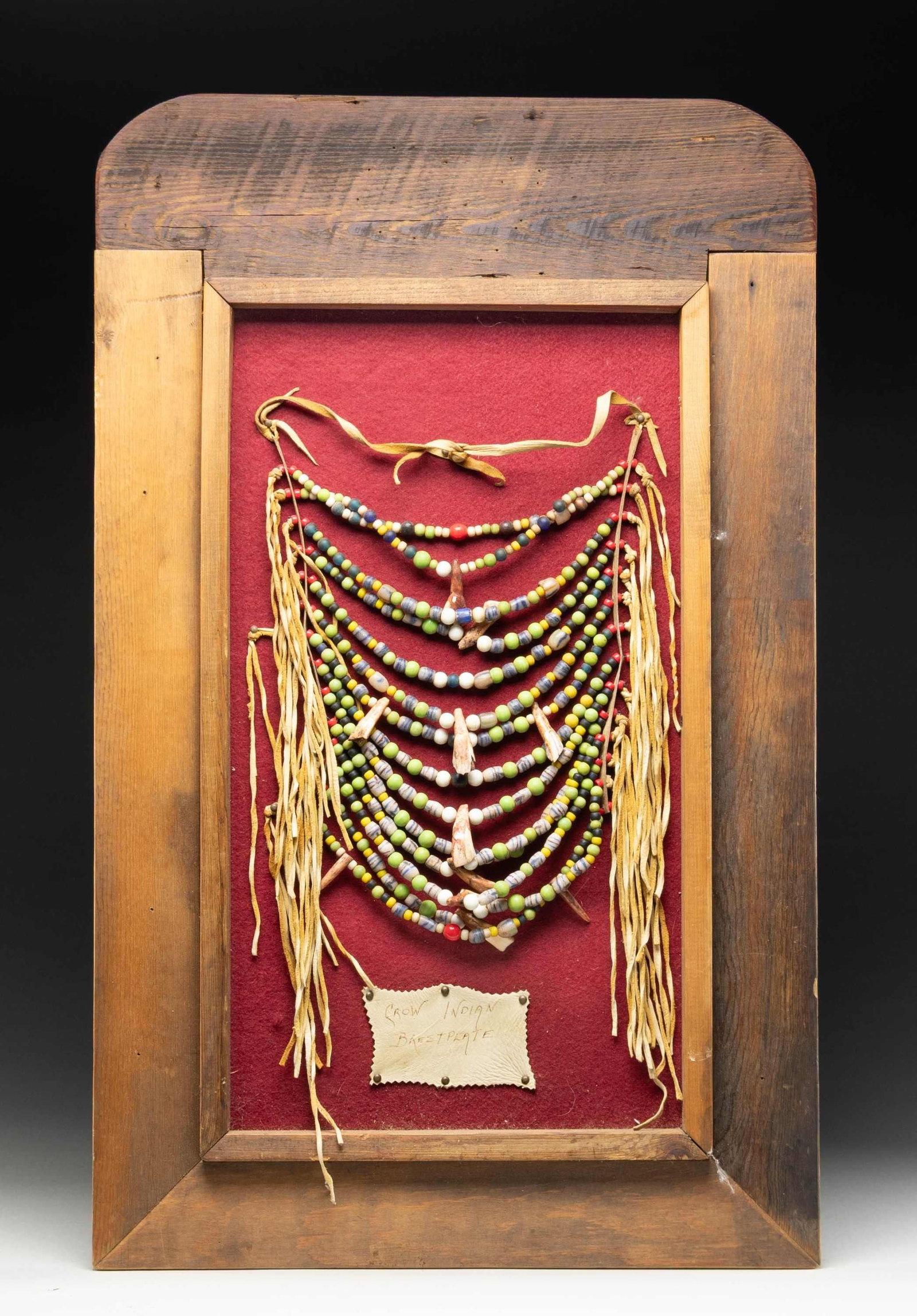 DECORATIVE NATIVE AMERICAN STYLE BEAR TOOTH & BEAD (1 of 2)