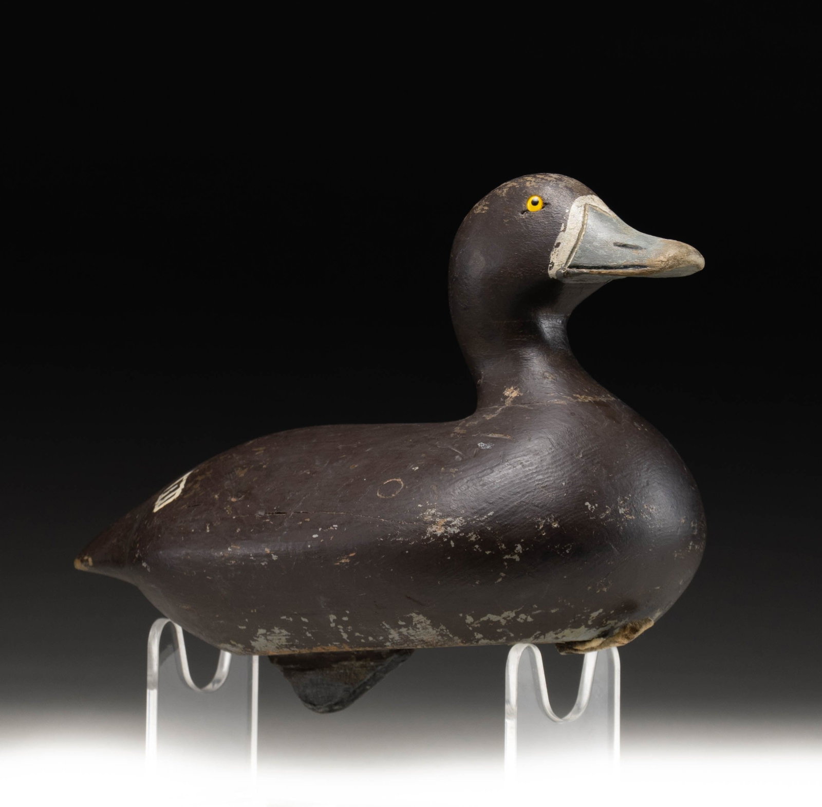 UNSIGNED BLUE BILL DUCK DECOY. (1 of 2)