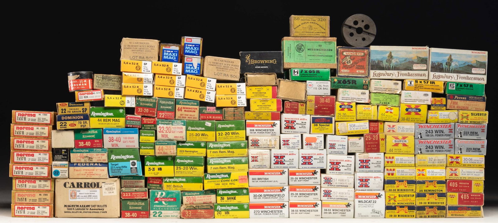 LARGE GROUPING OF SPORTING RIFLE AND PISTOL (1 of 1)
