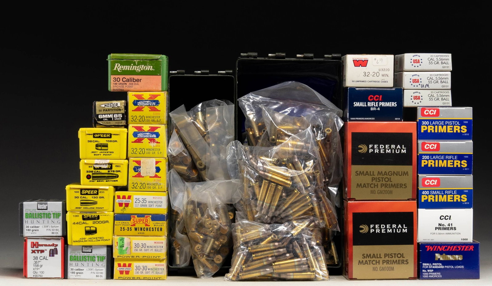 LOT OF ASSORTED RELOADING CASINGS & PROJECTILES. (1 of 1)