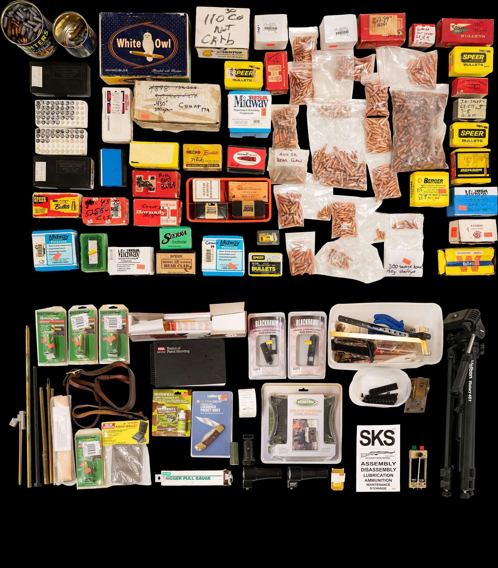 GROUPING OF FIREARMS RELATED ITEMS AND HANDLOADERS: BULLETS. Lot contains hollow points and has a large amount of mixed jacketed and cast bullets, many of which are partial containers and have been re-packaged. NOTABLE BULLETS INCLUDE: (NORMA) 9.3mm.