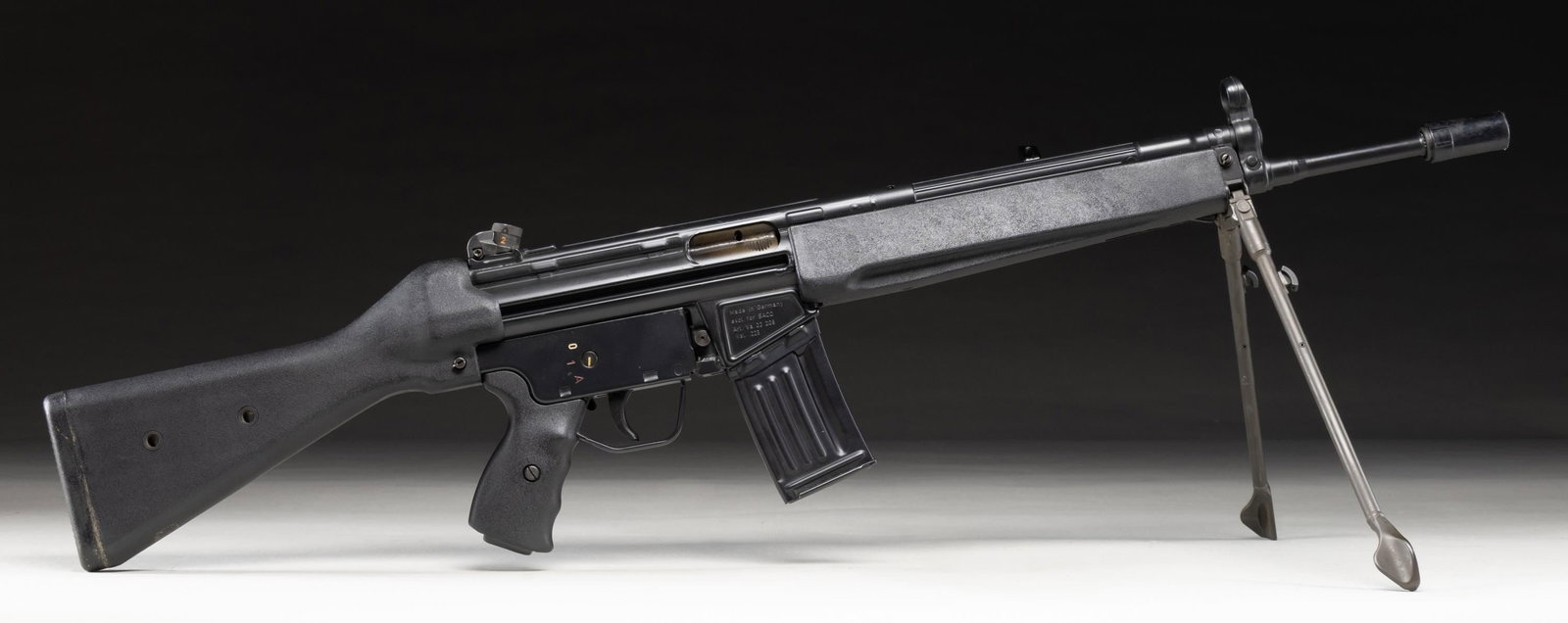 FULLY TRANSFERABLE H&K/FLEMING HK33 MACHINE GUN.: Cal. 223. S# A120483. Bbl. 16 1/2" with flash hider. Standard H&K sights. Fleming converted HK43 to HK33 by adding a clip and pin trigger housing with a three-position trigger pack. Right side of mag 
