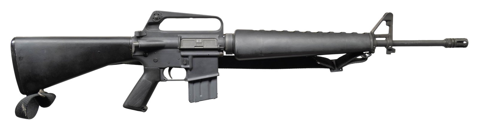 FULLY TRANSFERABLE COLT M16A1 SELECT FIRE MACHINE: GUN. Cal. 5.56mm. S# 9192268. Bbl. 20". Threaded chrome pencil barrel terminated w/ A1 flash hider. Barrel marked: "C MP CHROME BORE". Protected post front sight / gas block / bayonet lug. Triangular 