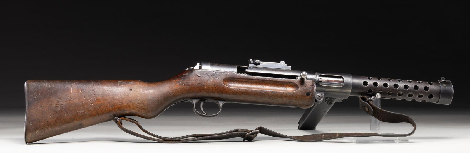 SCARCE FINNISH CONTRACT SIG BREVET BERGMANN: MODEL 1920 SUBMACHINE GUN. Cal. 7.63mm (7.63x25mm Mauser). S# 4906. Bbl. 8". In 1920, Theodor Bergmann licensed production of his MP.18 submachine to SIG in Switzerland, whom with some iterations, wou
