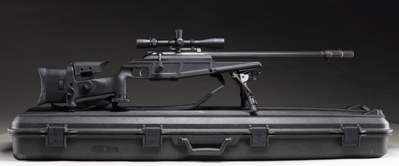 SIG/BLASER R93 LRS2 BOLT ACTION RIFLE.: Cal. 308 Win. S# BL-00488. Bbl. 25" fluted with muzzle brake. Rifle is sighted with a Leupold Vari X-III 3.5-10x scope. Scope has mil dot crosshair reticle & very good optics. German made straight pul