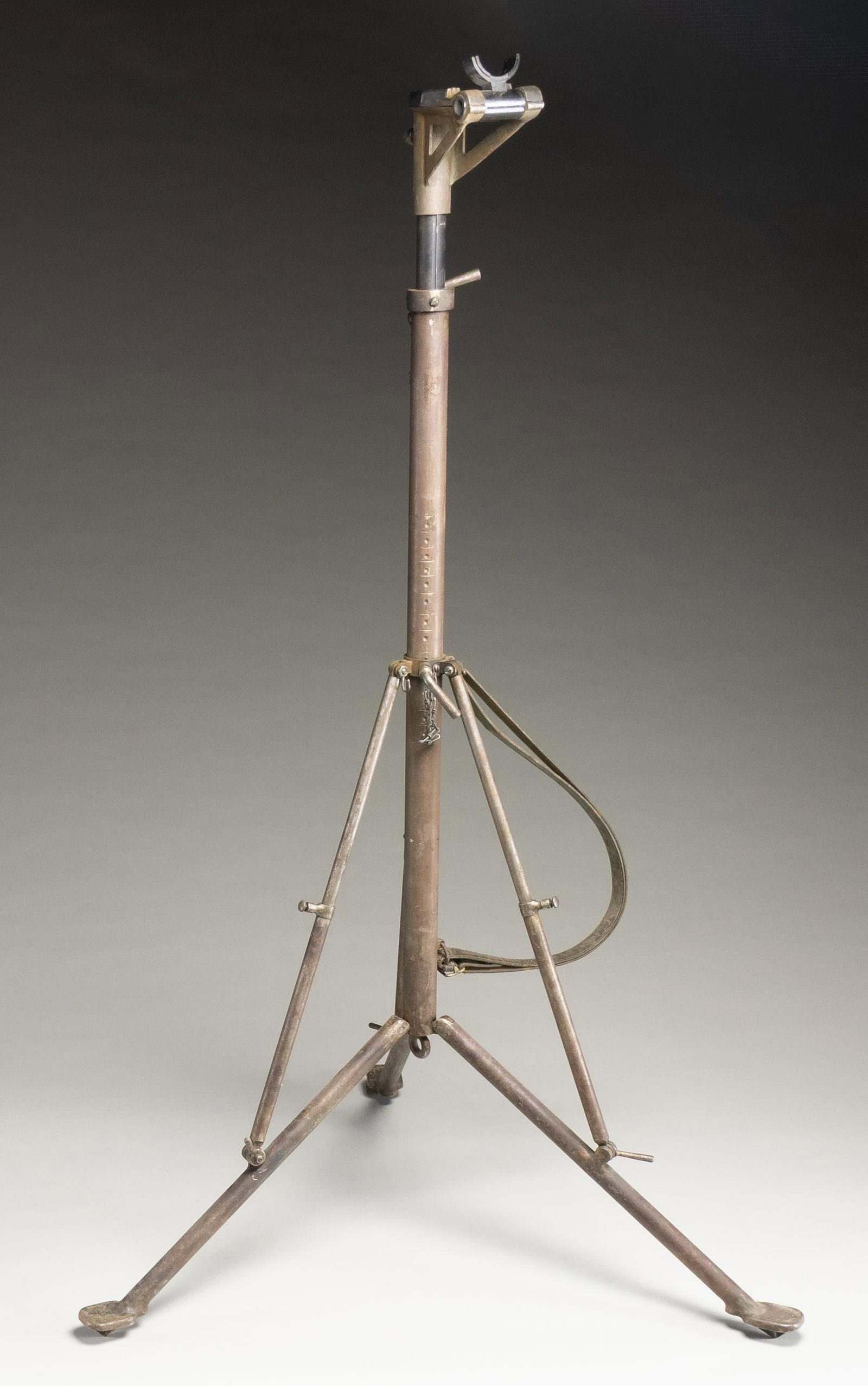 GERMAN MG-34 AA TRIPOD.: WW2 German MG-34 tripod with green paint. Mount bracket present. CONDITION: tripod shows scattered flaking paint & oxidation. PROVENANCE: Military Museum Collection of Shooters Outpost, Hooksett NH. (
