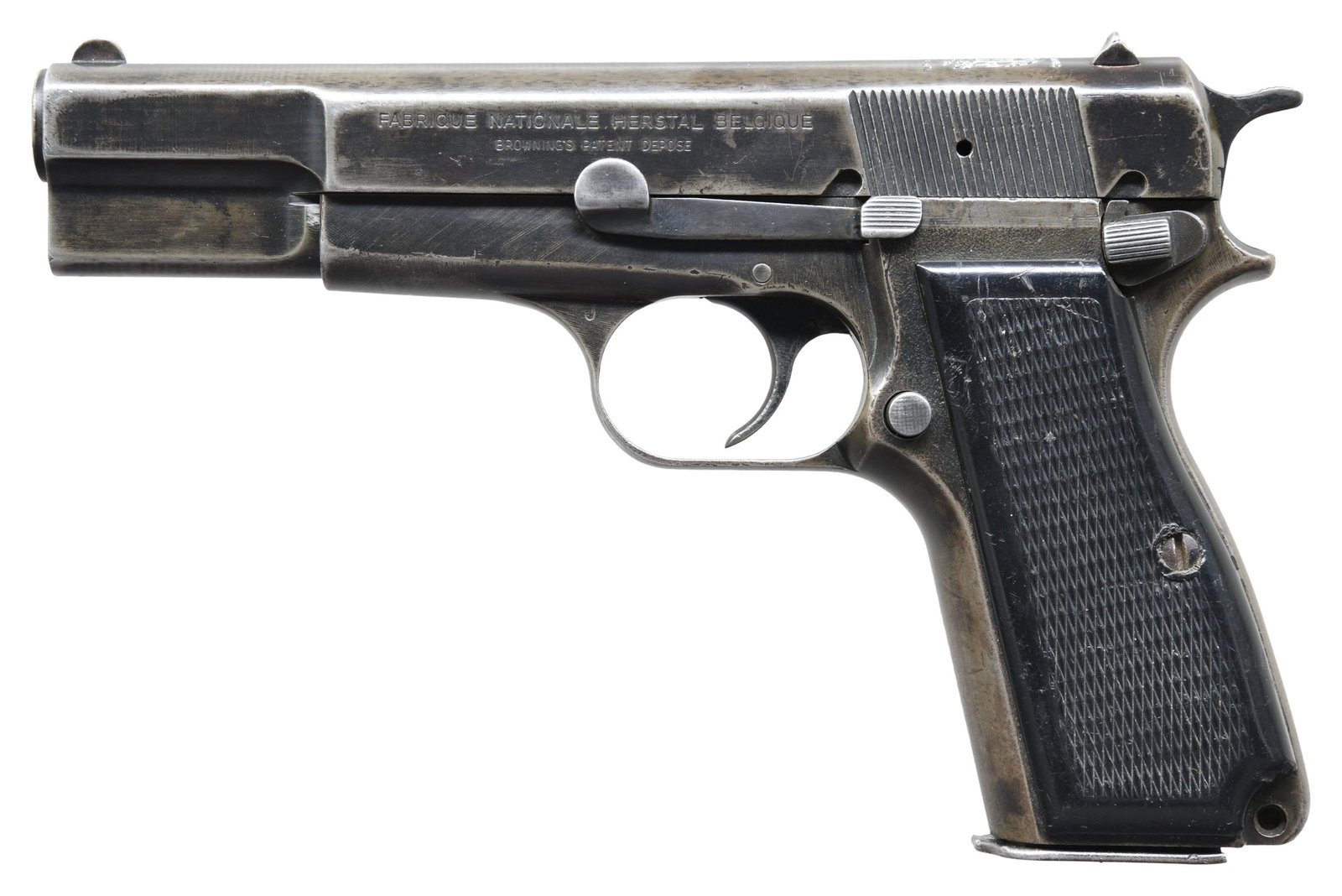 RARE PANAMANIAN NATIONAL GUARD CONTRACT FABRIQUE: NATIONALE HIGH POWER SEMI-AUTOMATIC PISTOL. Cal. 9mm Luger. S# 75C33589. Bbl. 4 5/8". High Power semi-automatic pistol mfg. by Fabrique Nationale under contract for the Panamanian National Guard in 19