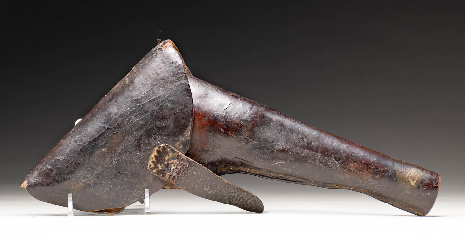 GOOD CONFEDERATE MILITARY REVOLVER HOLSTER. (1 of 3)