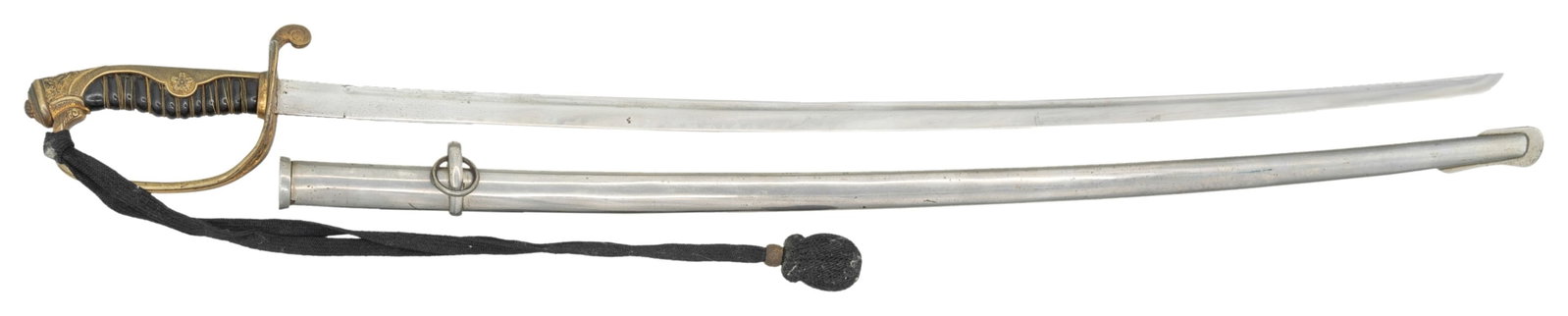 WWII JAPANESE ARMY OFFICER'S PARADE SABER. (1 of 2)