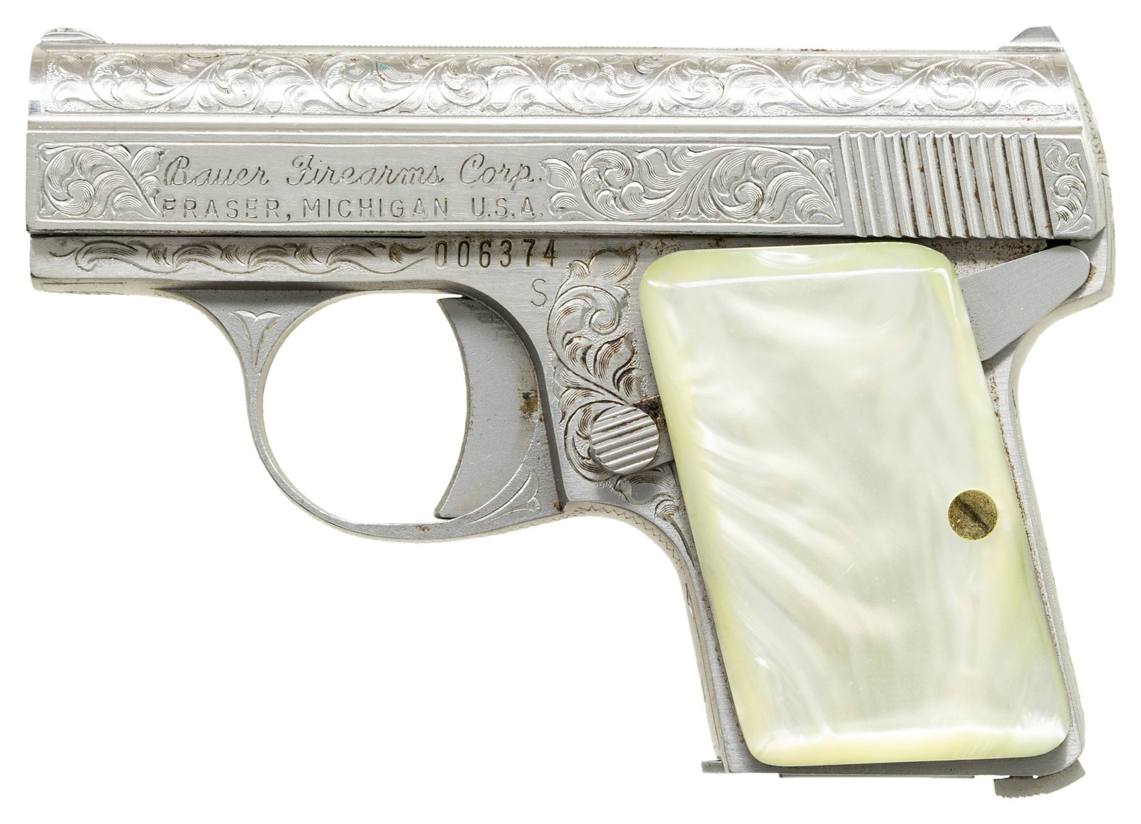 ENGRAVED BAUER 25 SEMI AUTO PISTOL.: Cal. 25 ACP. S# 006374. Bbl. 2 1/4". Low profile sights. Nickel finish with scroll engraving showing about 90% coverage. Pearl type grips. MAGS: 1-6 rd. UNATTACHED ACCESSORIES: leather softcase.