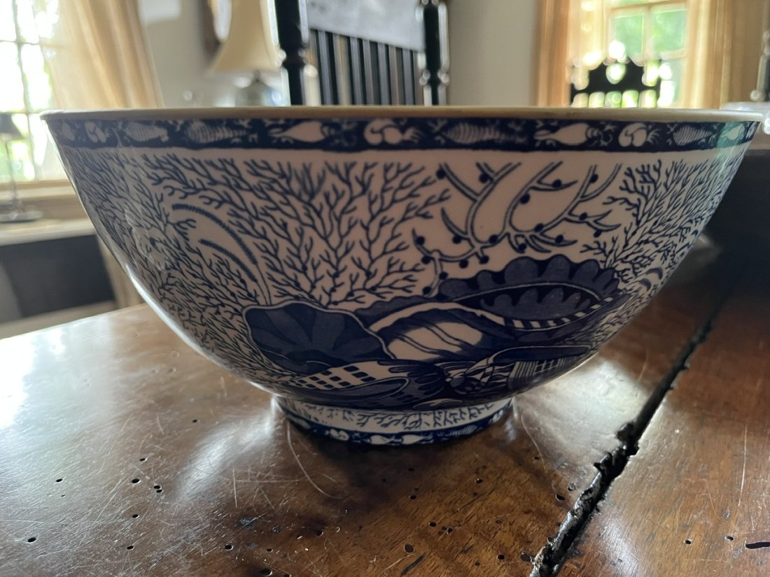 Mottahedeh Torquey Winterthur Punch Bowl: Excellent condition