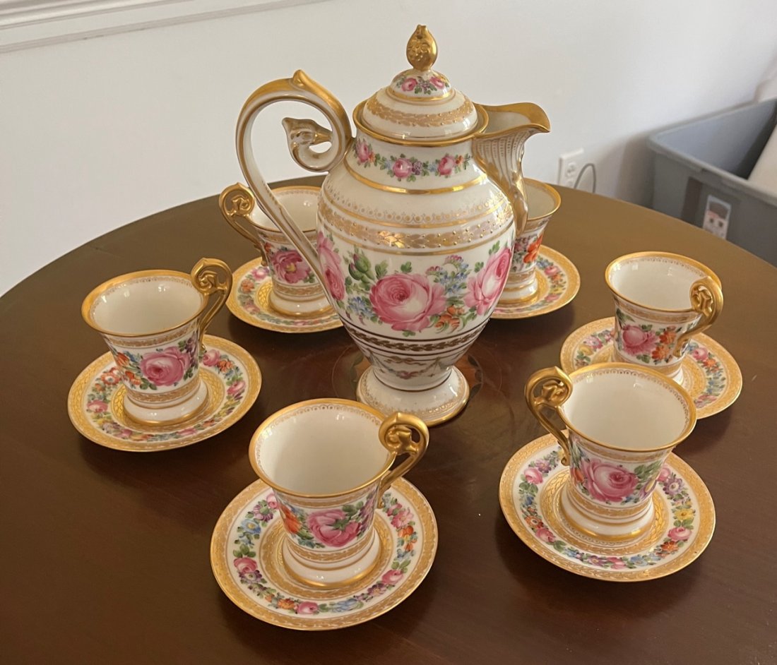 Beautiful Dresden chocolate set (1 of 3)