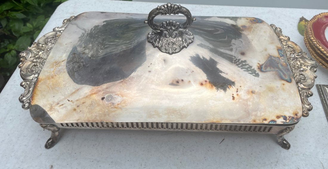 Beautiful ornate Baroque Wallace Silver covered serving tray (1 of 6)