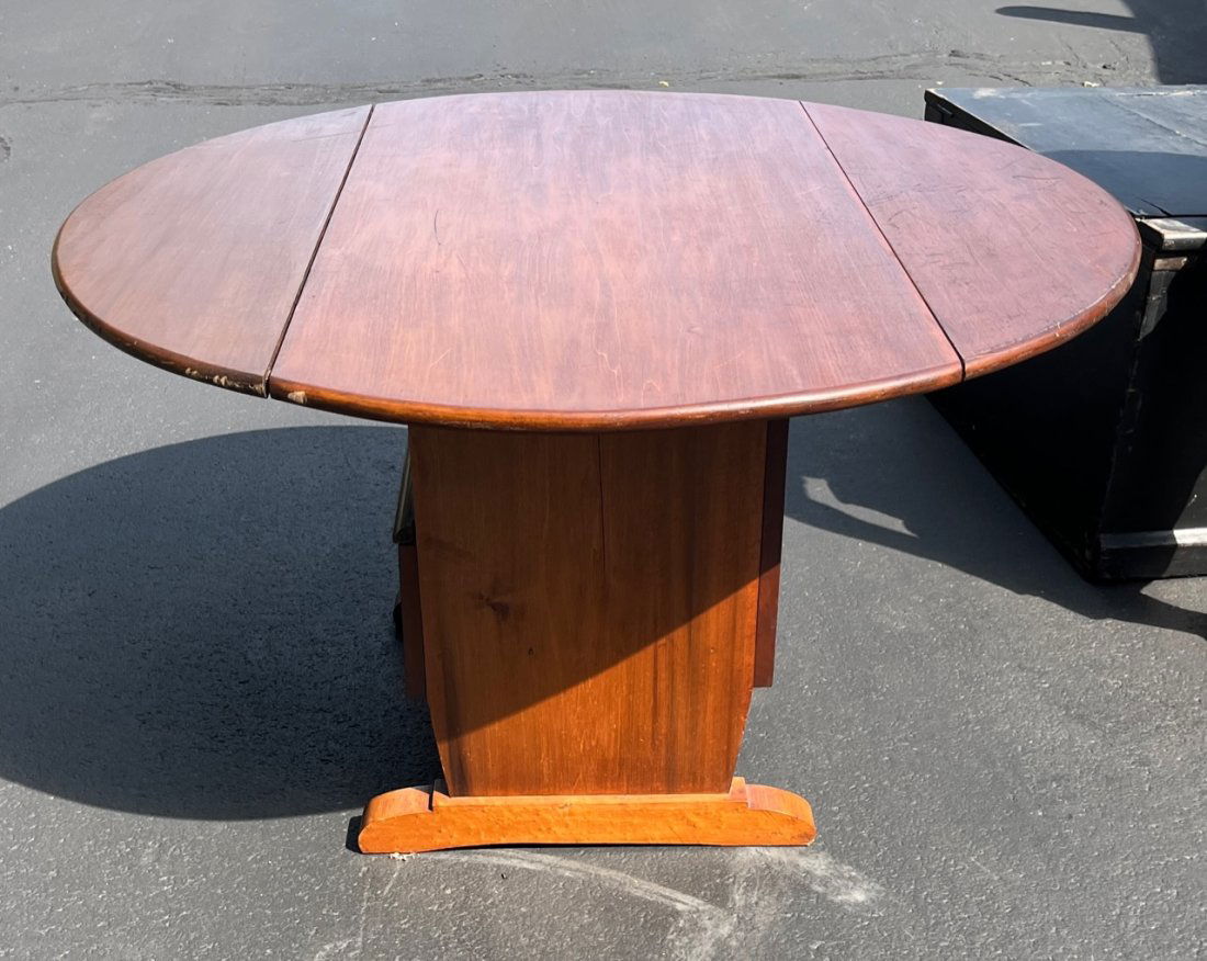 Shoe Foot Hutch Table (1 of 2)