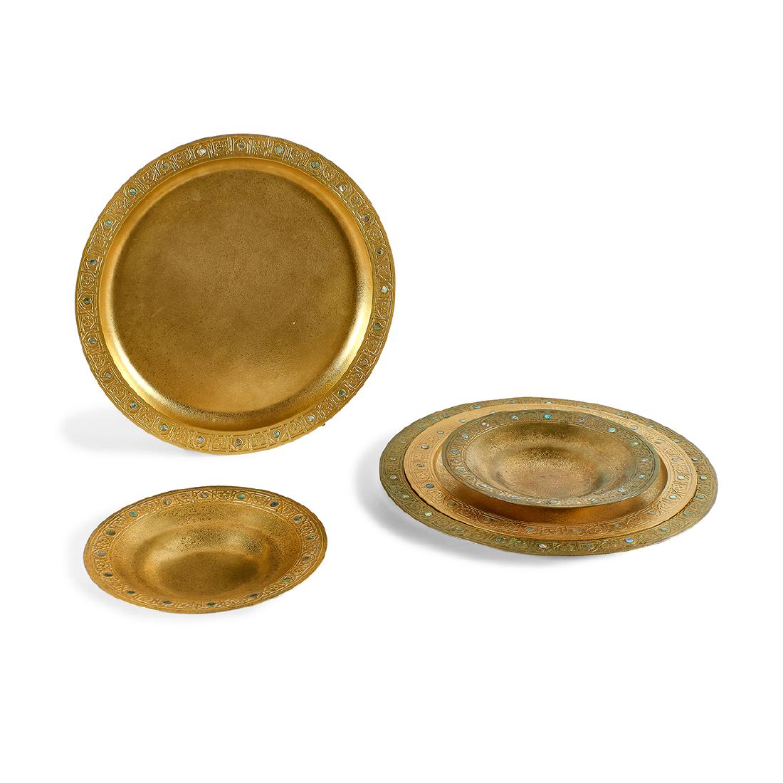 Tiffany Studios, Abalone (3) Chargers & (2) Bowls (1 of 4)
