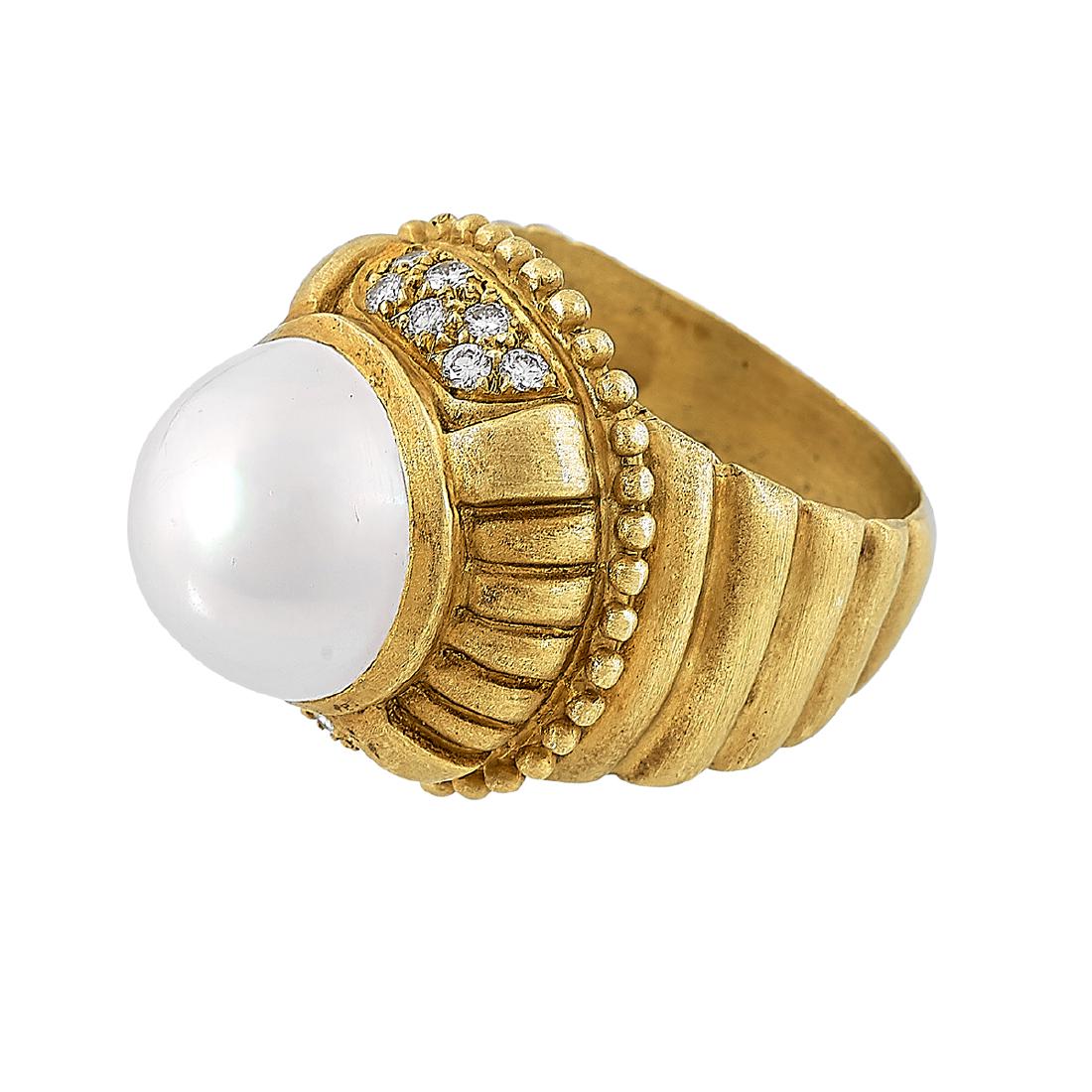 Doris Panos, 18K Yellow Gold Ladies Ring, Size 7 (1 of 3)