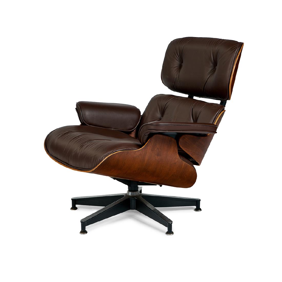 Charles & Ray Eames Herman Miller 670 chair (1 of 2)