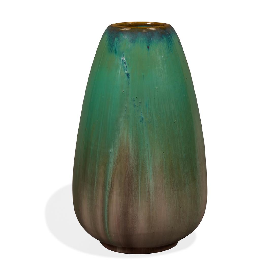 Fulper Pottery Co. vase (1 of 2)