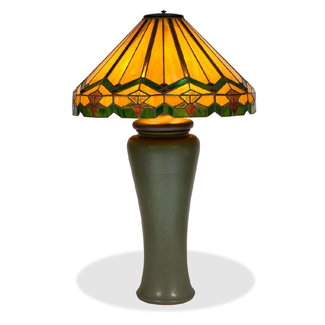 American Arts & Crafts table lamp (1 of 2)