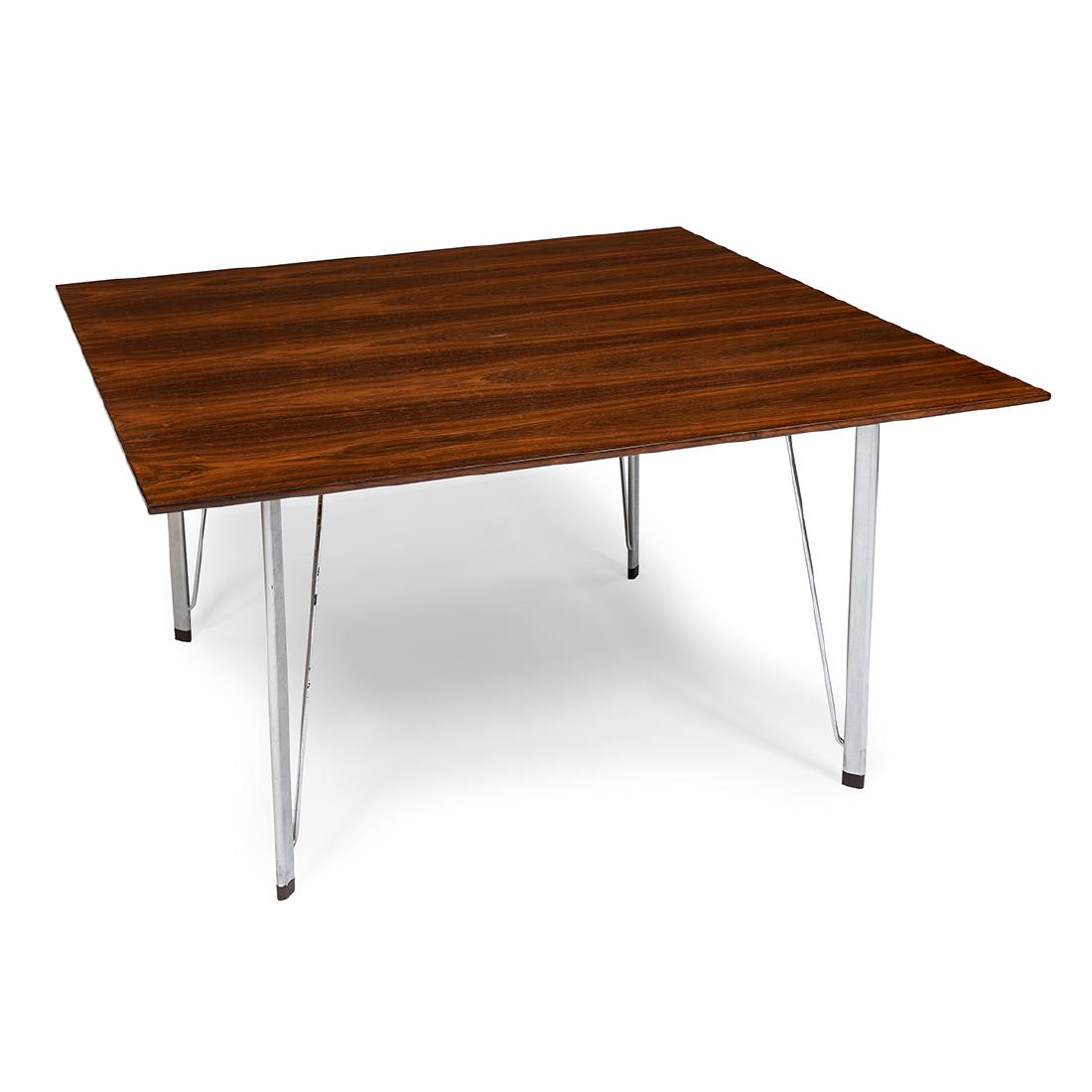 Arne Jacobsen for Fritz Hansen dining table (1 of 1)