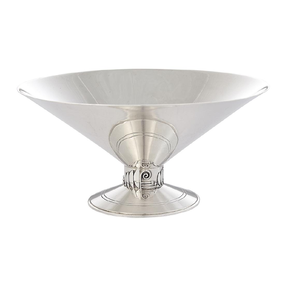 John Pontus Petterson Art Deco footed round bowl: John Pontus Petterson (1884-1949) Art Deco footed round bowl Chicago, Illinois sterling silver stamped marks applied stylized decoration 6 1/4"dia x 3"h Provenance: The Paul & Terry Somerson Collectio