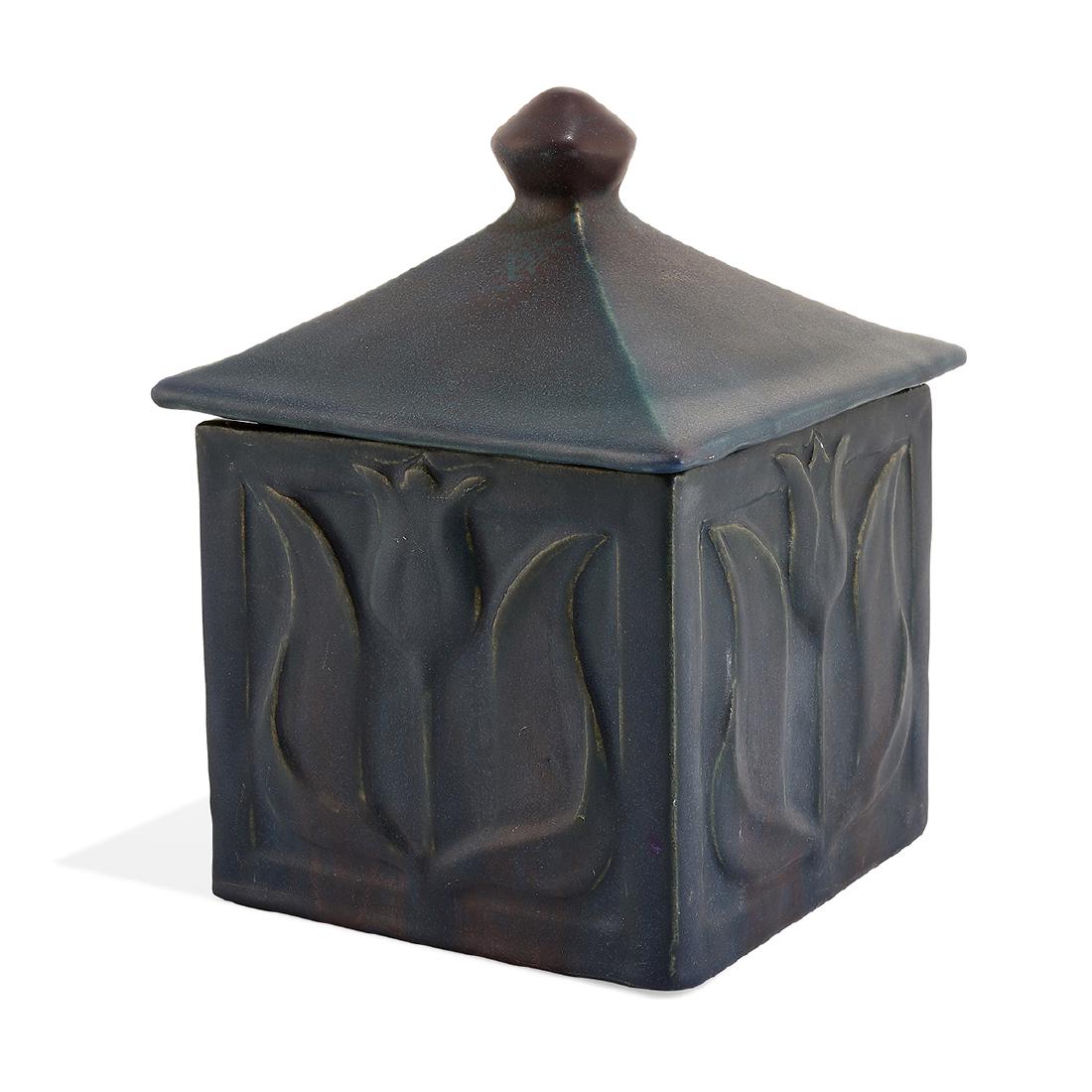 Van Briggle Tulip humidor, #724 (1 of 3)