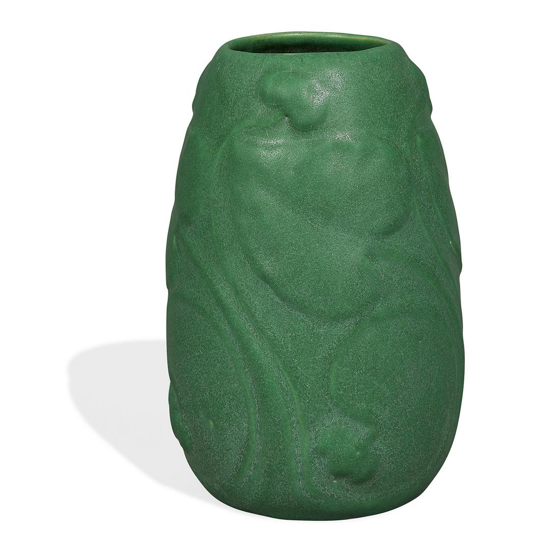 Roseville Pottery Co. Chloron vase with vines (1 of 3)