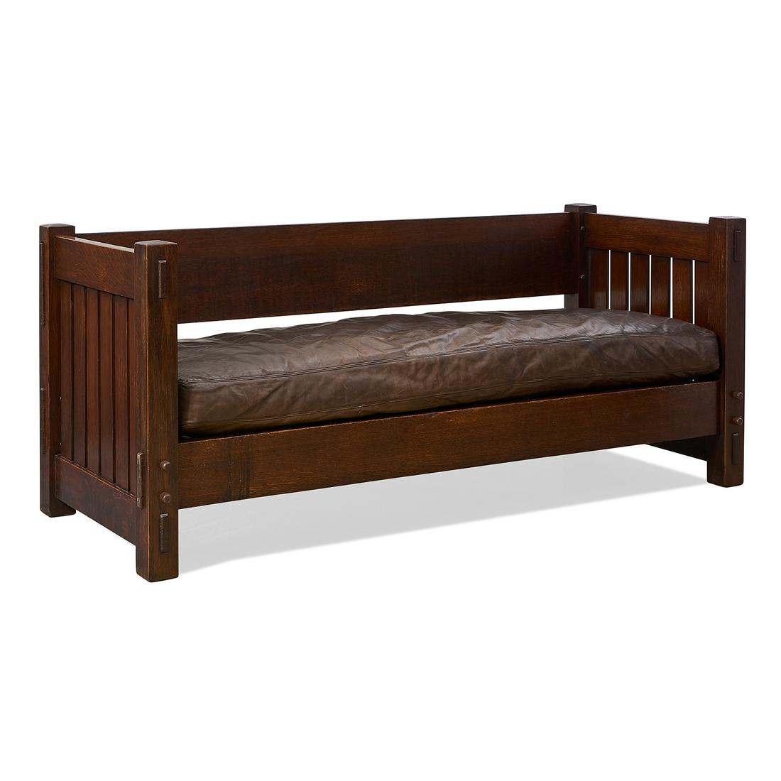 Gustav Stickley settle, #188 (1 of 3)