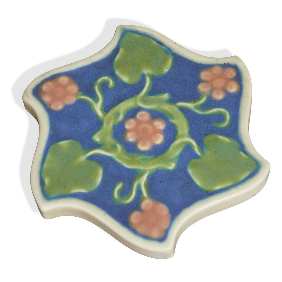 Rookwood Pottery Vellum trivet, #3091 (1 of 2)