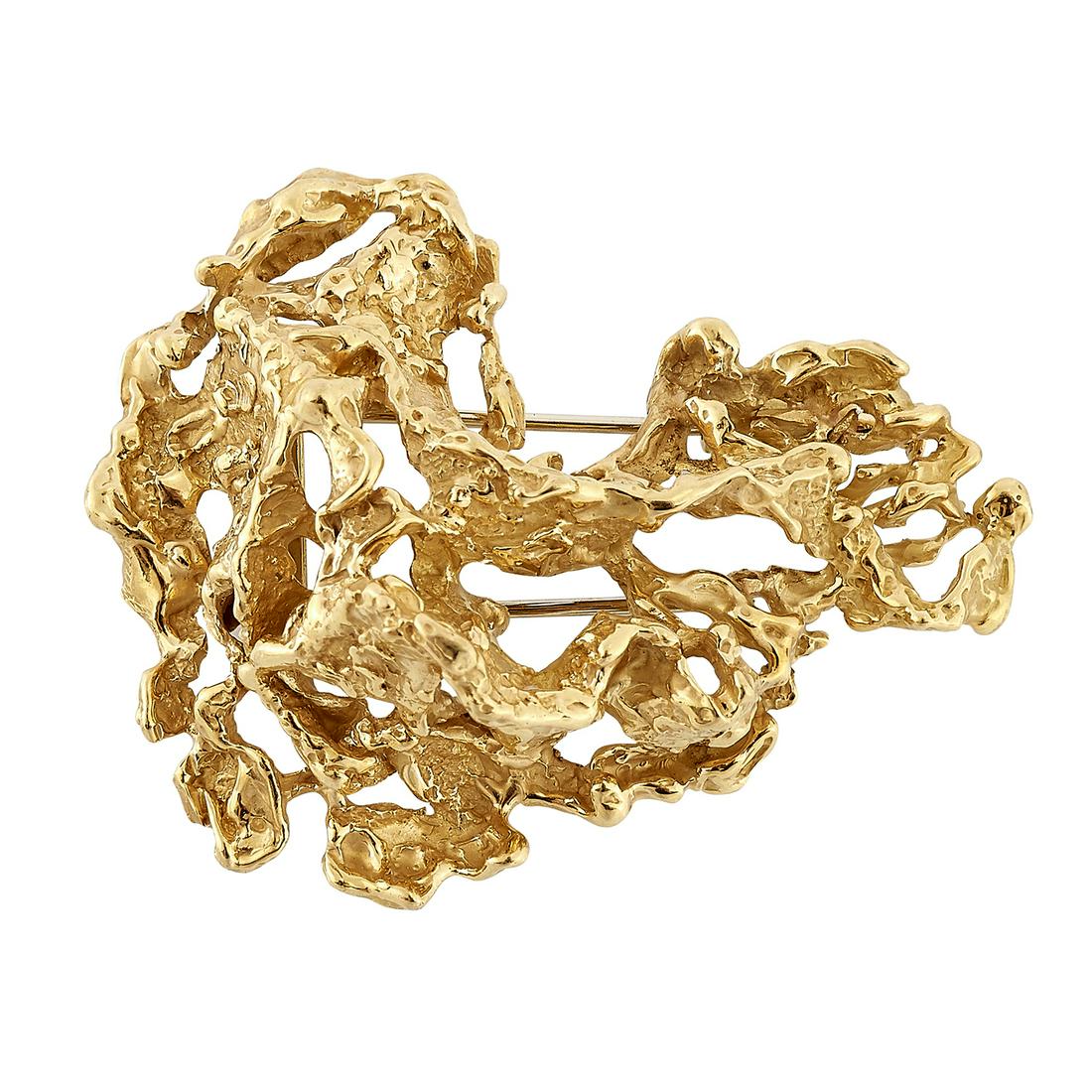 Arthur King brooch (1 of 2)