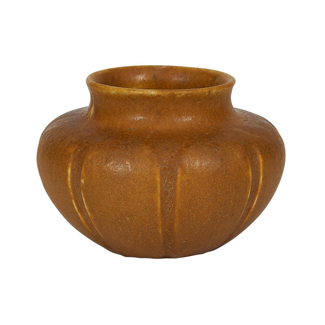 Grueby squat round cabinet vase (1 of 3)