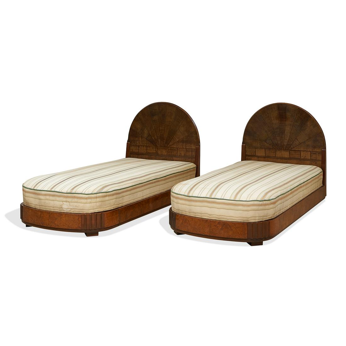 David Robertson Smith Dynamique twin beds, pair (1 of 1)