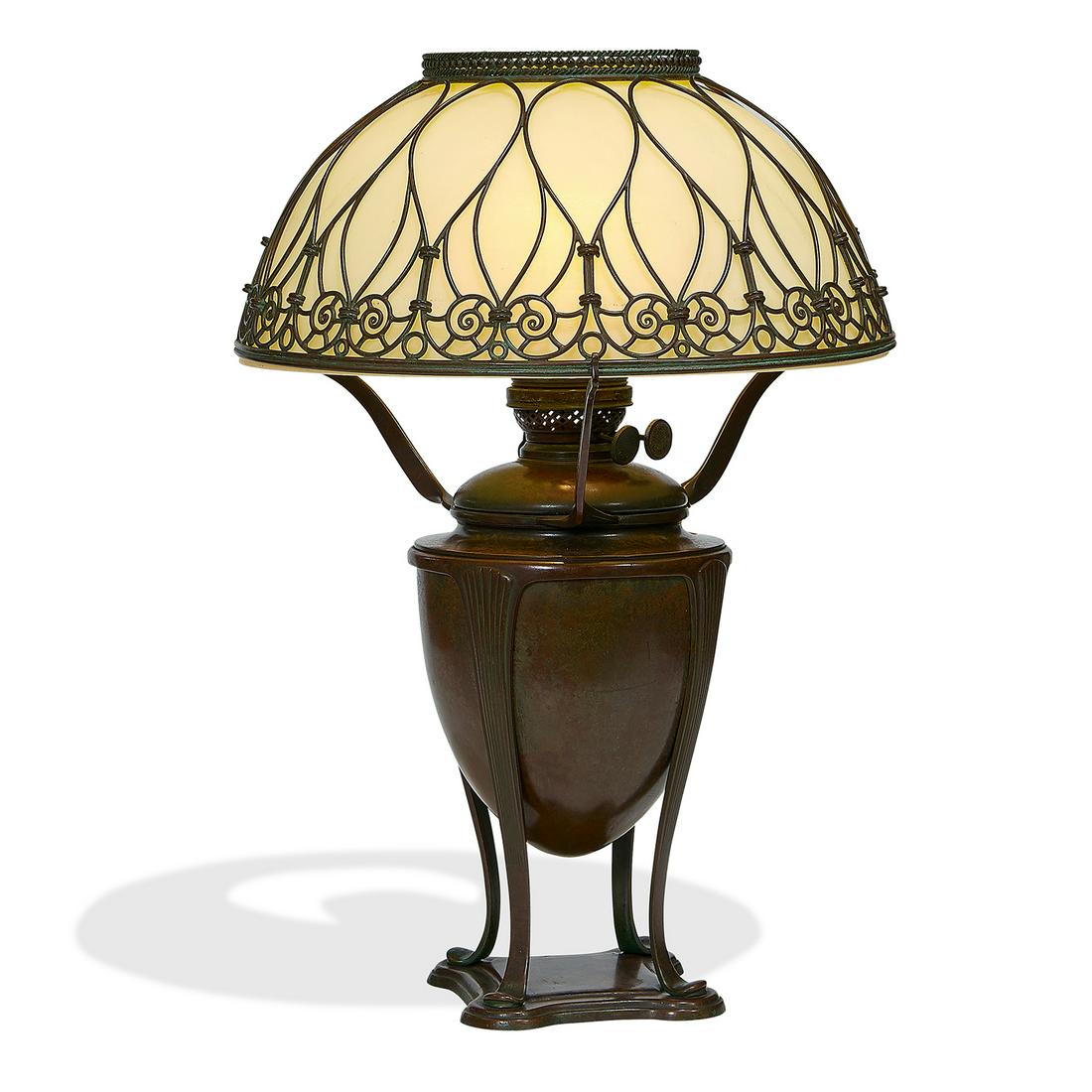 Tiffany Studios Moorish table lamp (1 of 3)