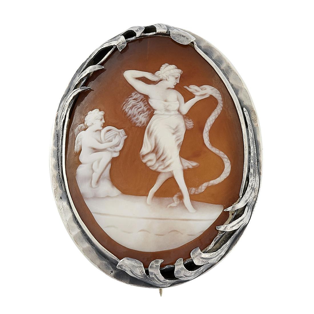The Art Silver Shop cameo brooch (1 of 2)