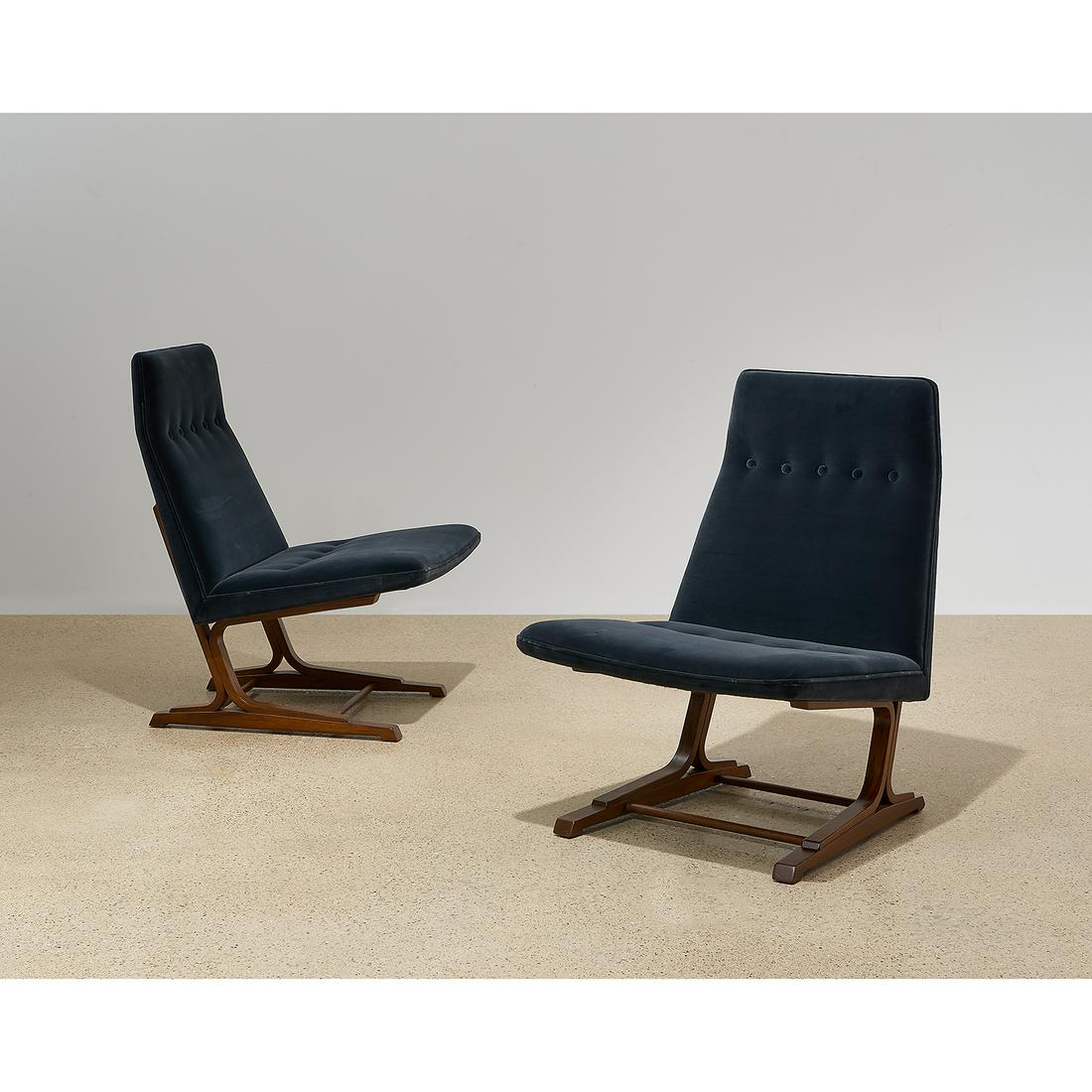 Roger Sprunger / Dunbar Cantilever lounge chairs (1 of 1)