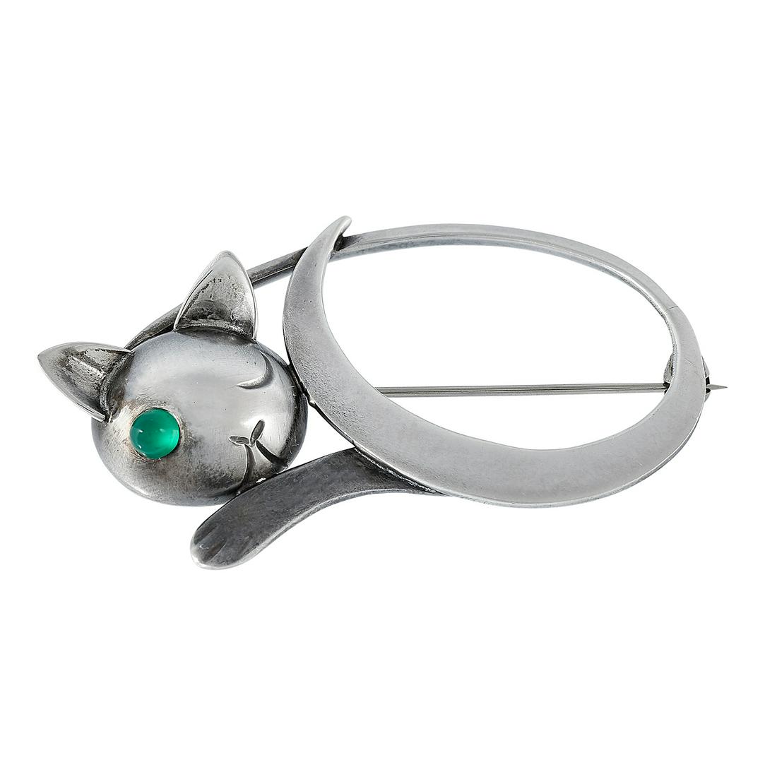 Joan Polsdorfer/JoPol Sleeping Kitten brooch (1 of 2)