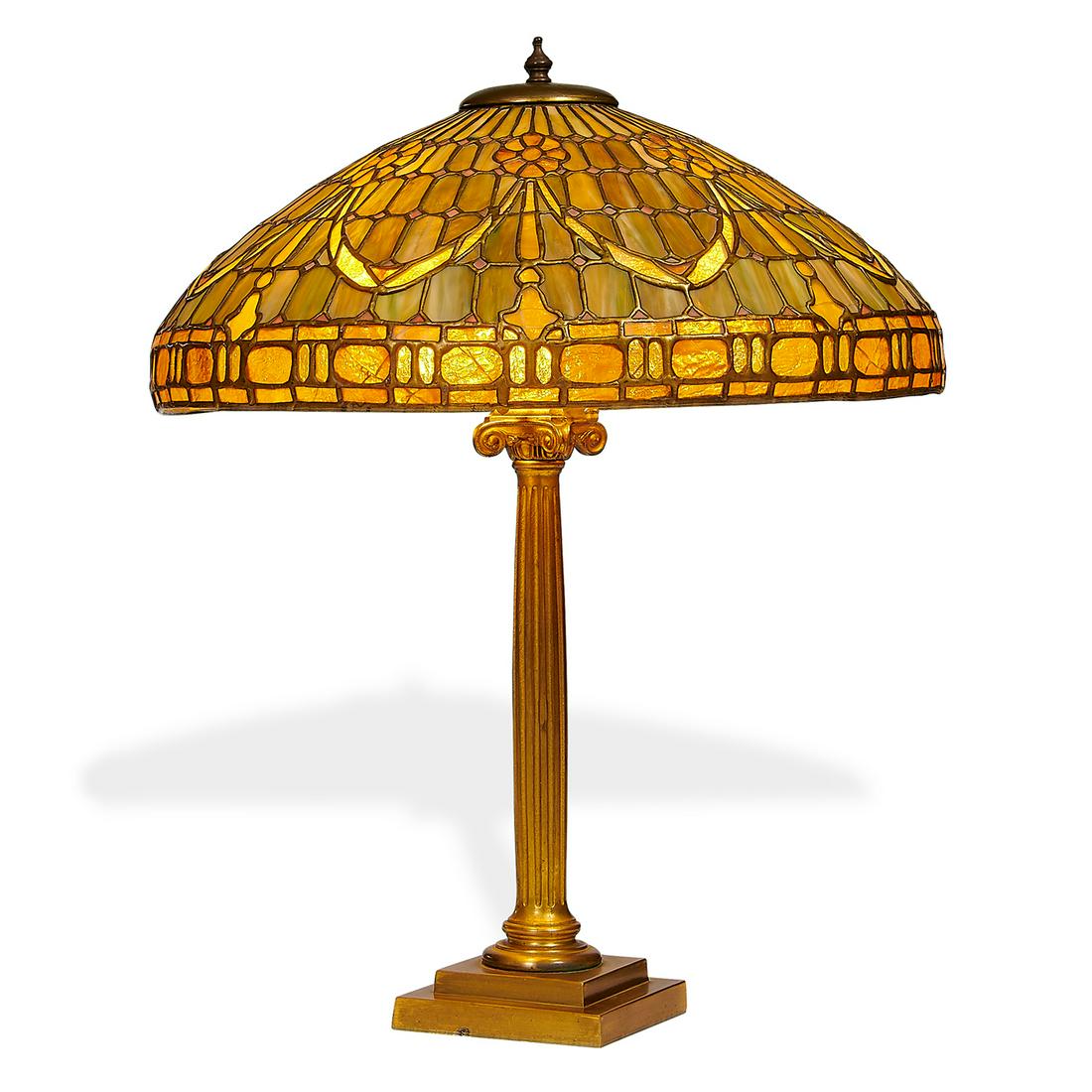 Duffner & Kimberly Colonial table lamp (1 of 3)