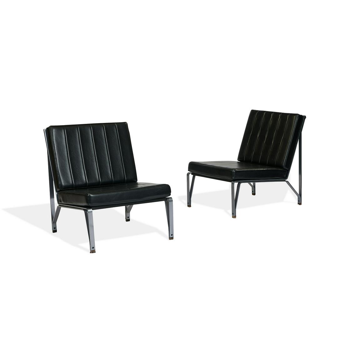 Italian lounge chairs, pair (1 of 2)