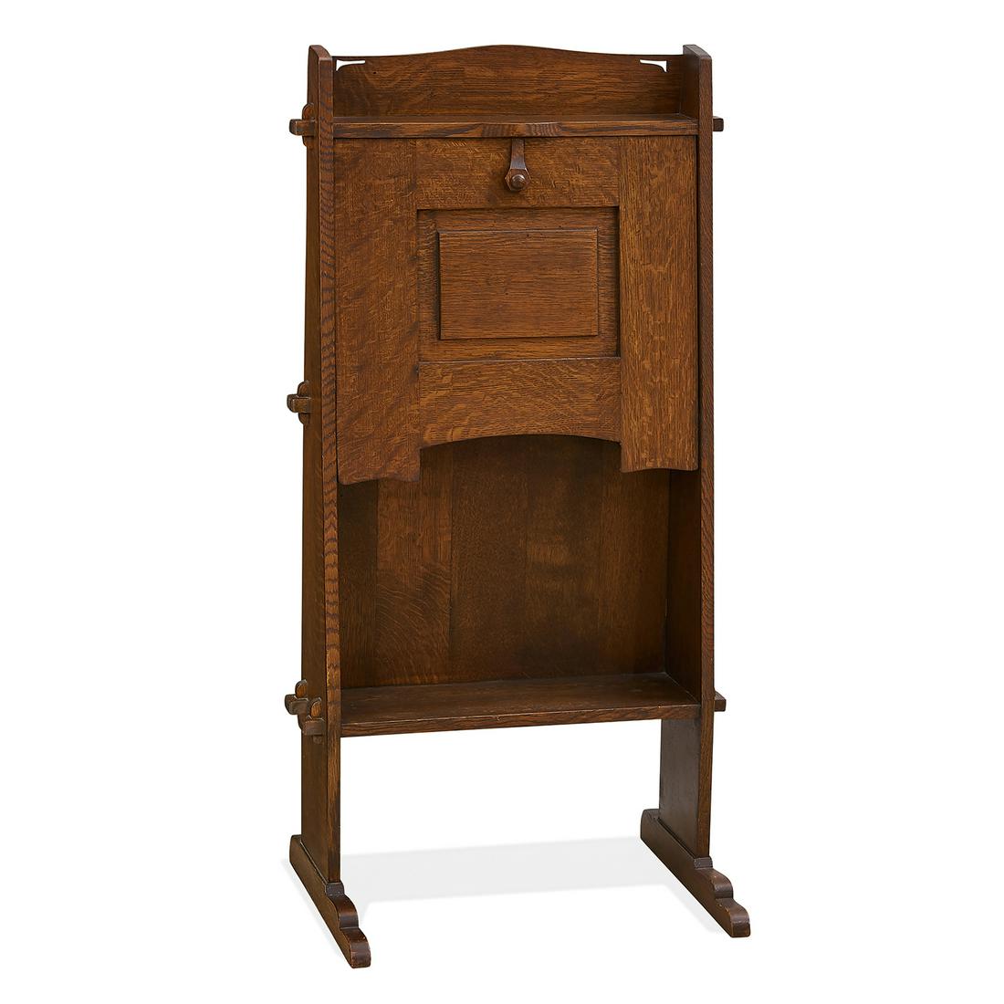 Gustav Stickley early chalet desk, #505 (1 of 3)