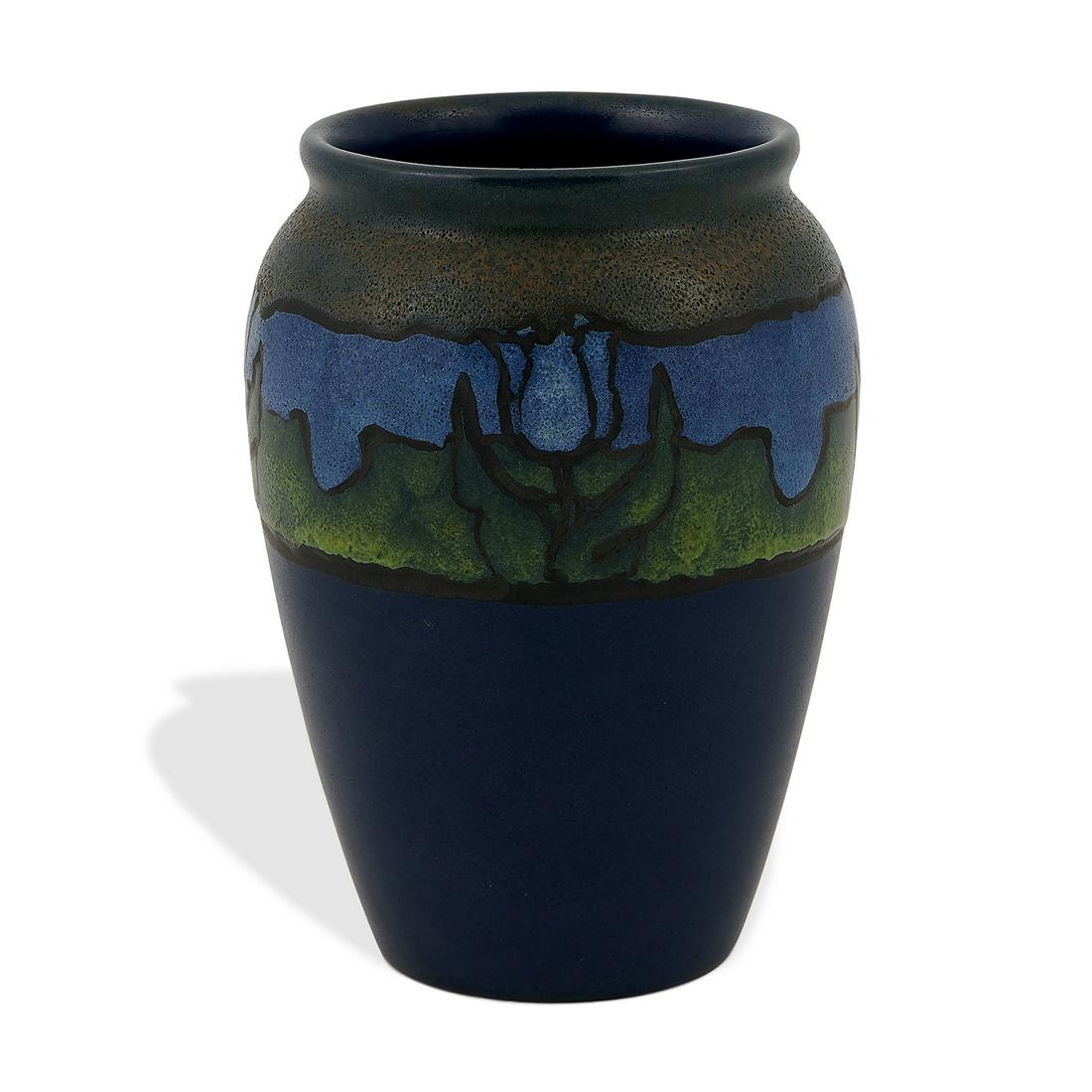 Eva Geneco for Saturday Evening Girls Tulip vase (1 of 3)