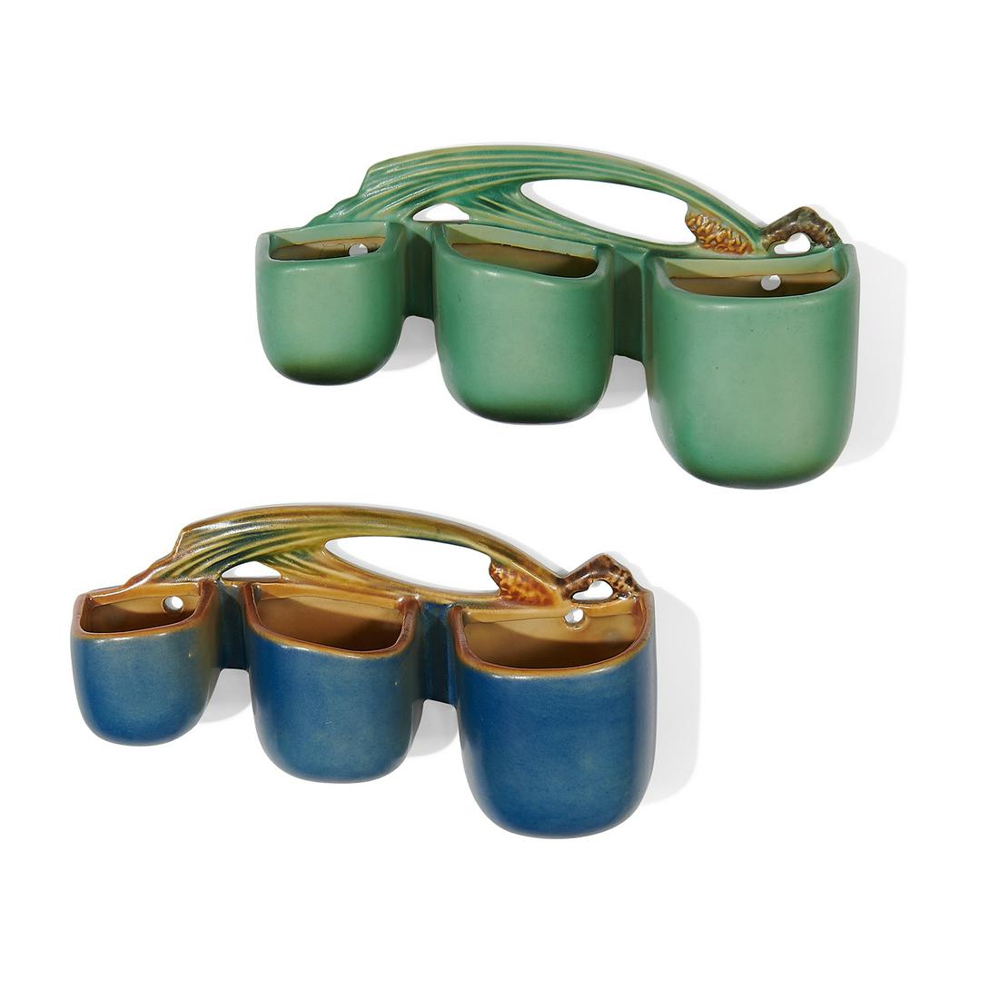 Roseville Pottery Co. triple wall pockets, two (1 of 2)